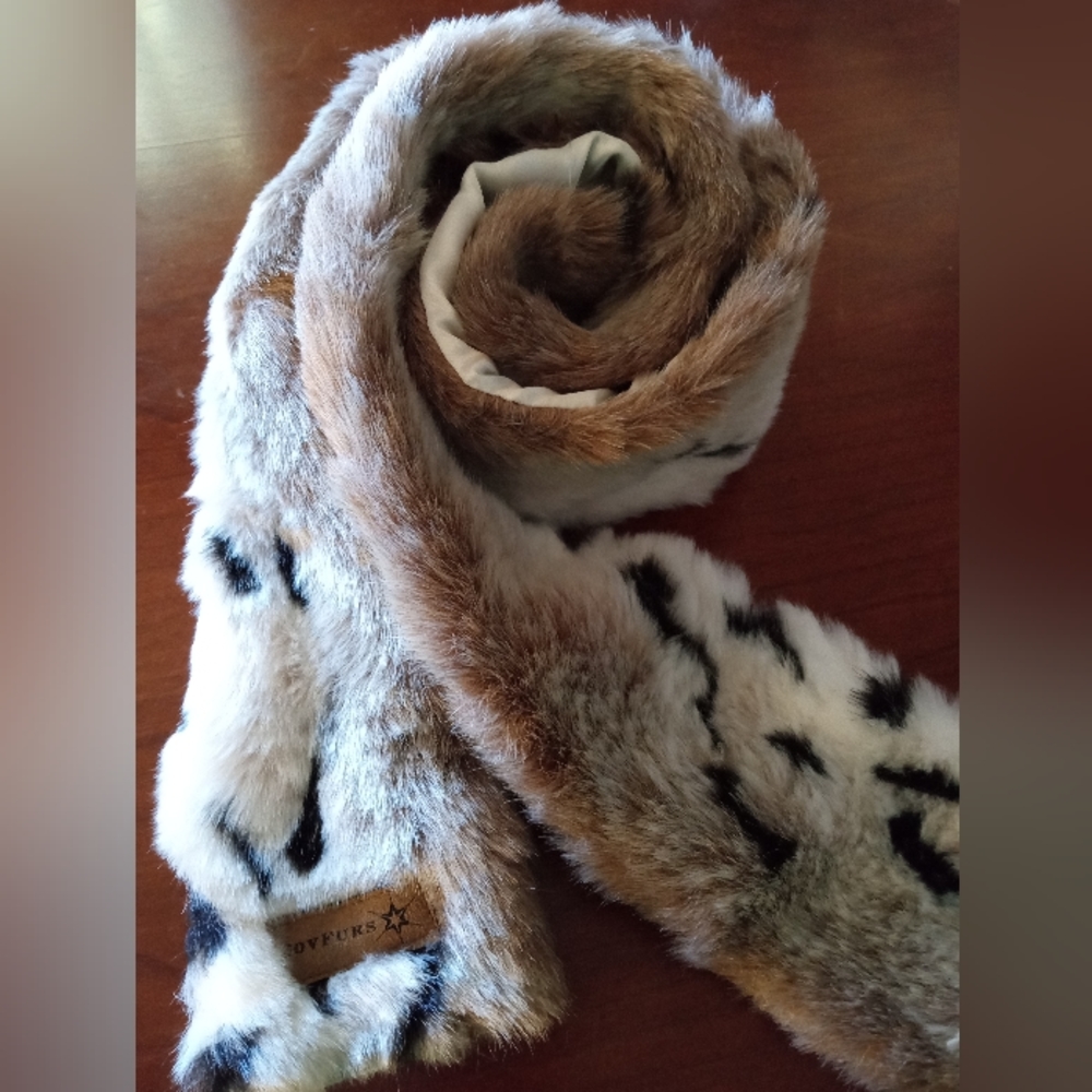 New Fur scarf 🍂🍁 animal print